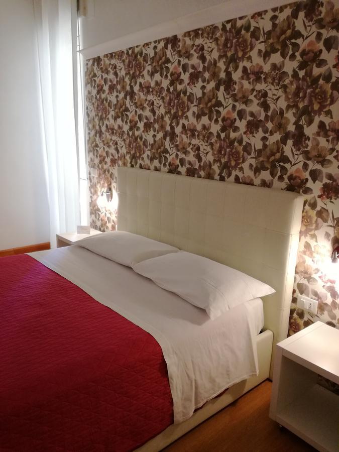 B&B Abatjour - Ambiente Sanificato - Test Antilegionella Assolto フォッジア エクステリア 写真