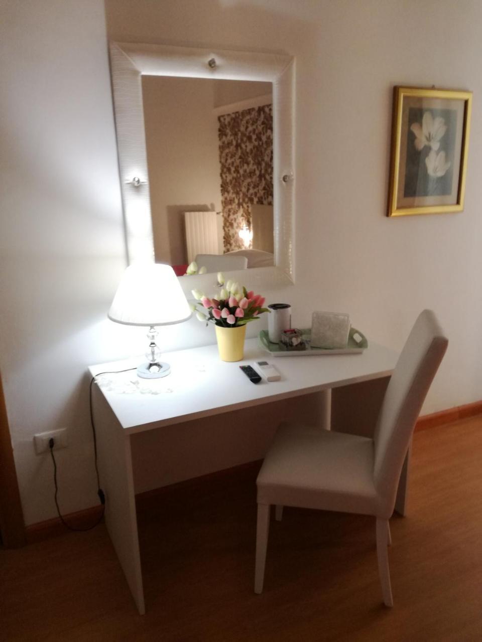 B&B Abatjour - Ambiente Sanificato - Test Antilegionella Assolto フォッジア エクステリア 写真