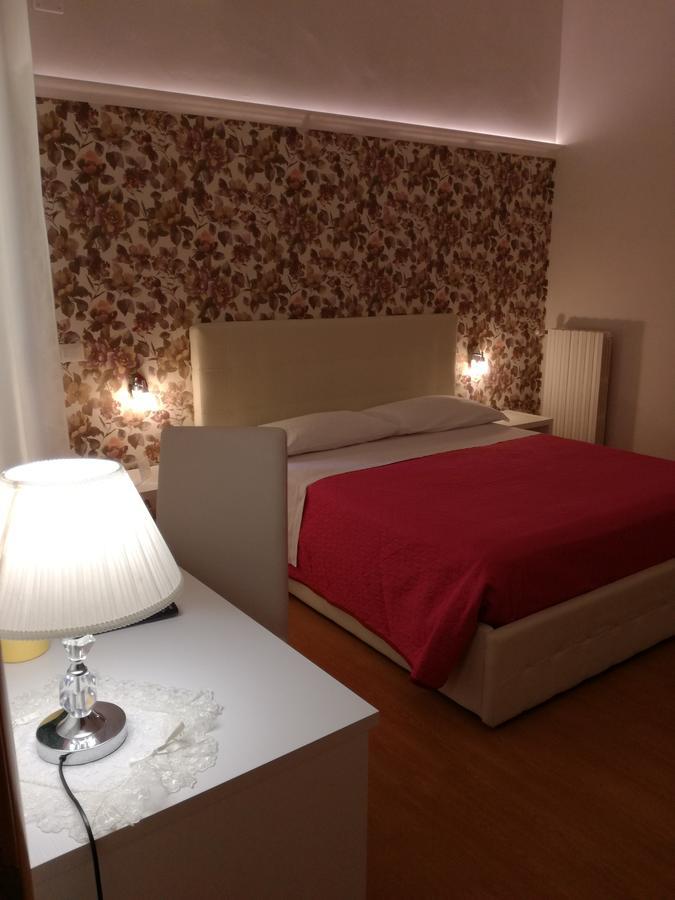 B&B Abatjour - Ambiente Sanificato - Test Antilegionella Assolto フォッジア エクステリア 写真