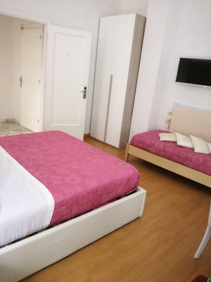 B&B Abatjour - Ambiente Sanificato - Test Antilegionella Assolto フォッジア エクステリア 写真