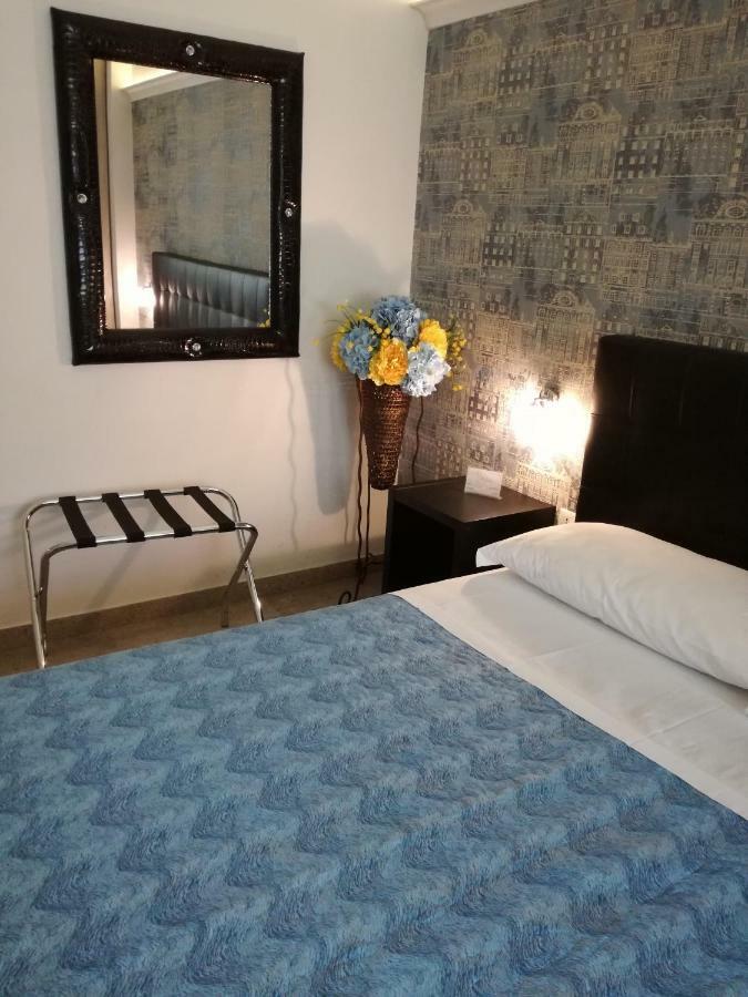 B&B Abatjour - Ambiente Sanificato - Test Antilegionella Assolto フォッジア エクステリア 写真