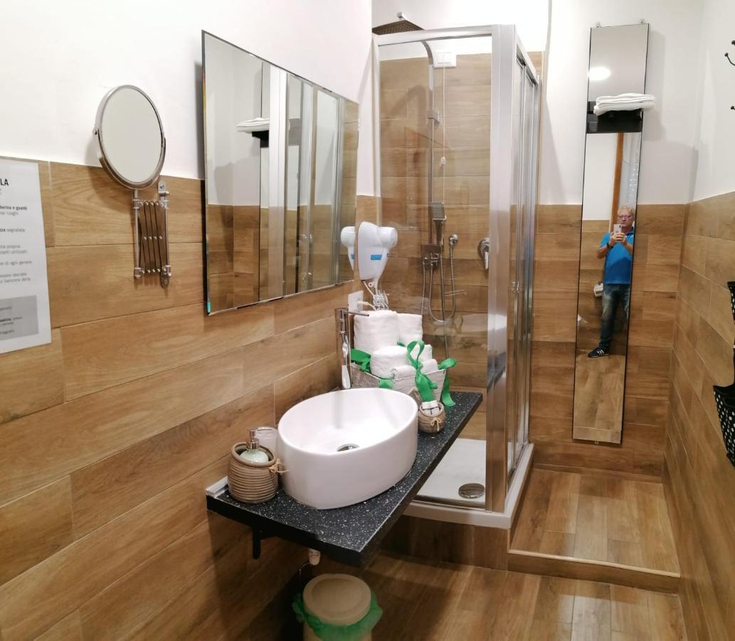 B&B Abatjour - Ambiente Sanificato - Test Antilegionella Assolto フォッジア エクステリア 写真